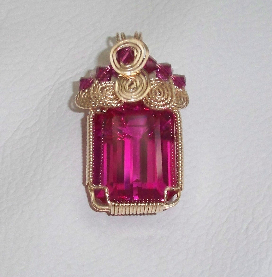 47 ct Emerald CK Hot Pink Topaz 14kt yellow gold Pendant