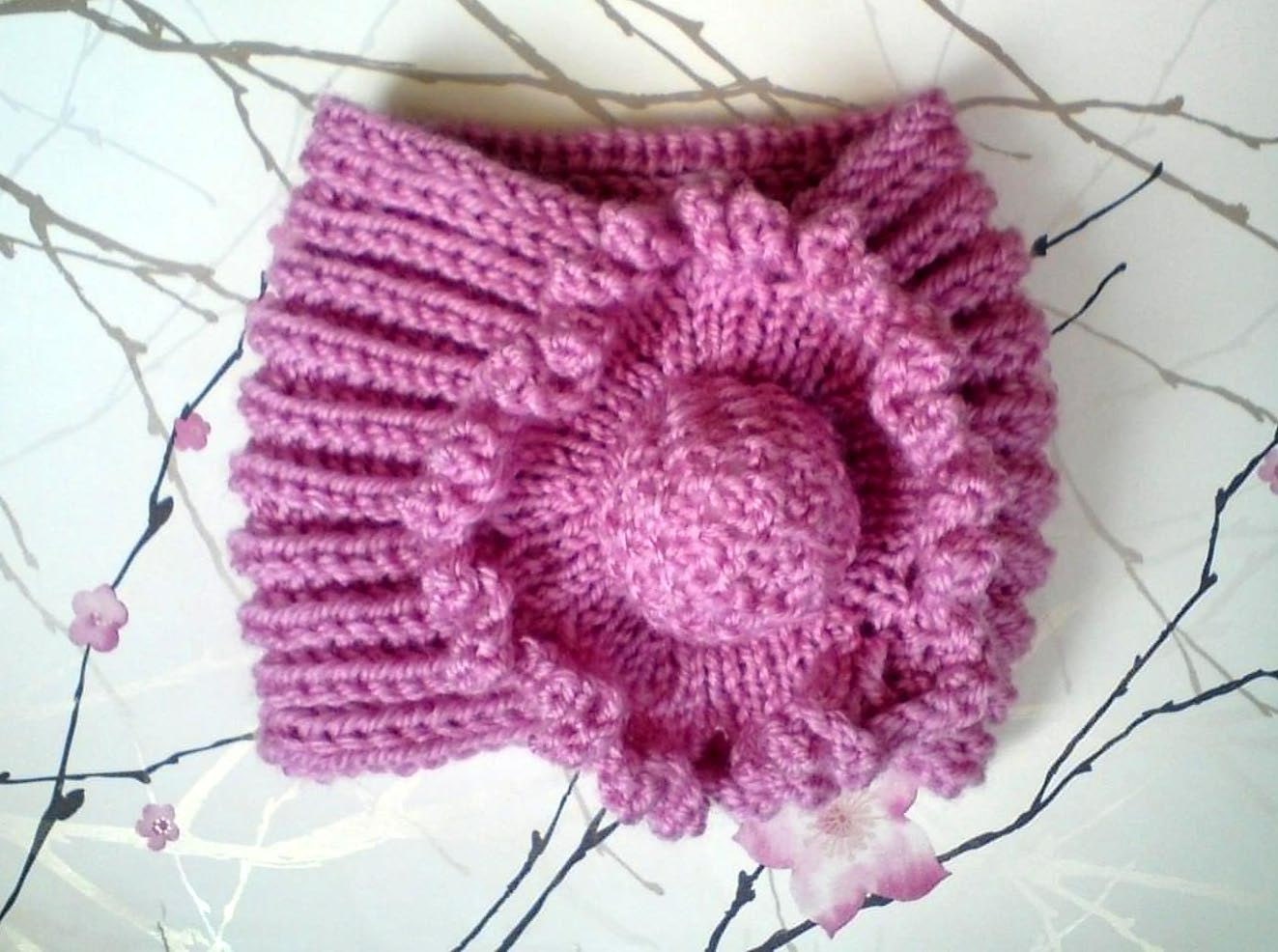 Girls Flower Neck Warmer in Pink Aran Wool