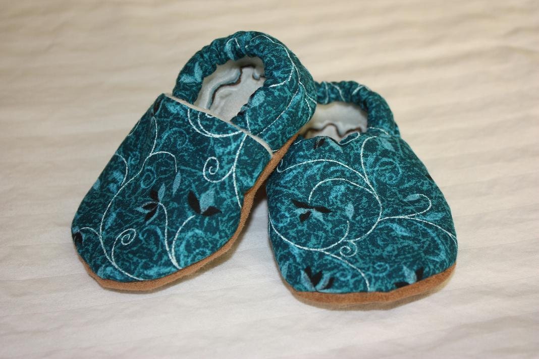 Turquoise Swirl 6-12 Month Baby Booties