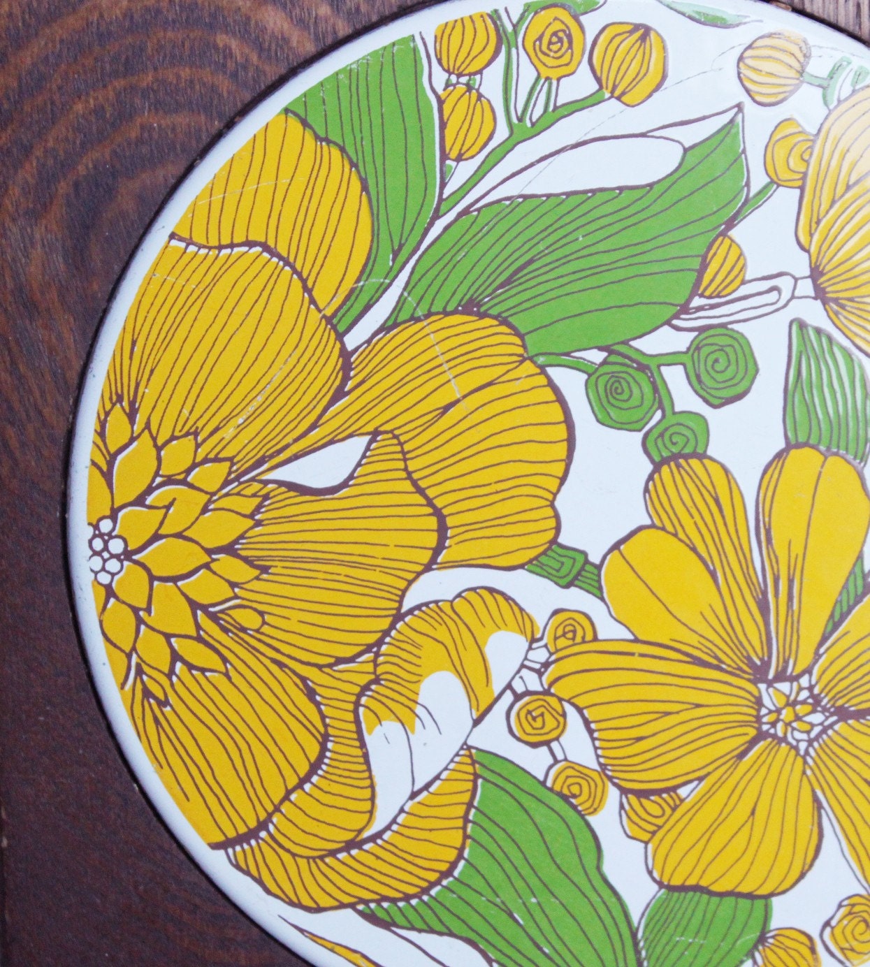 Vintage Cheese Board with Knife on a Chain. Retro Flower Pattern.