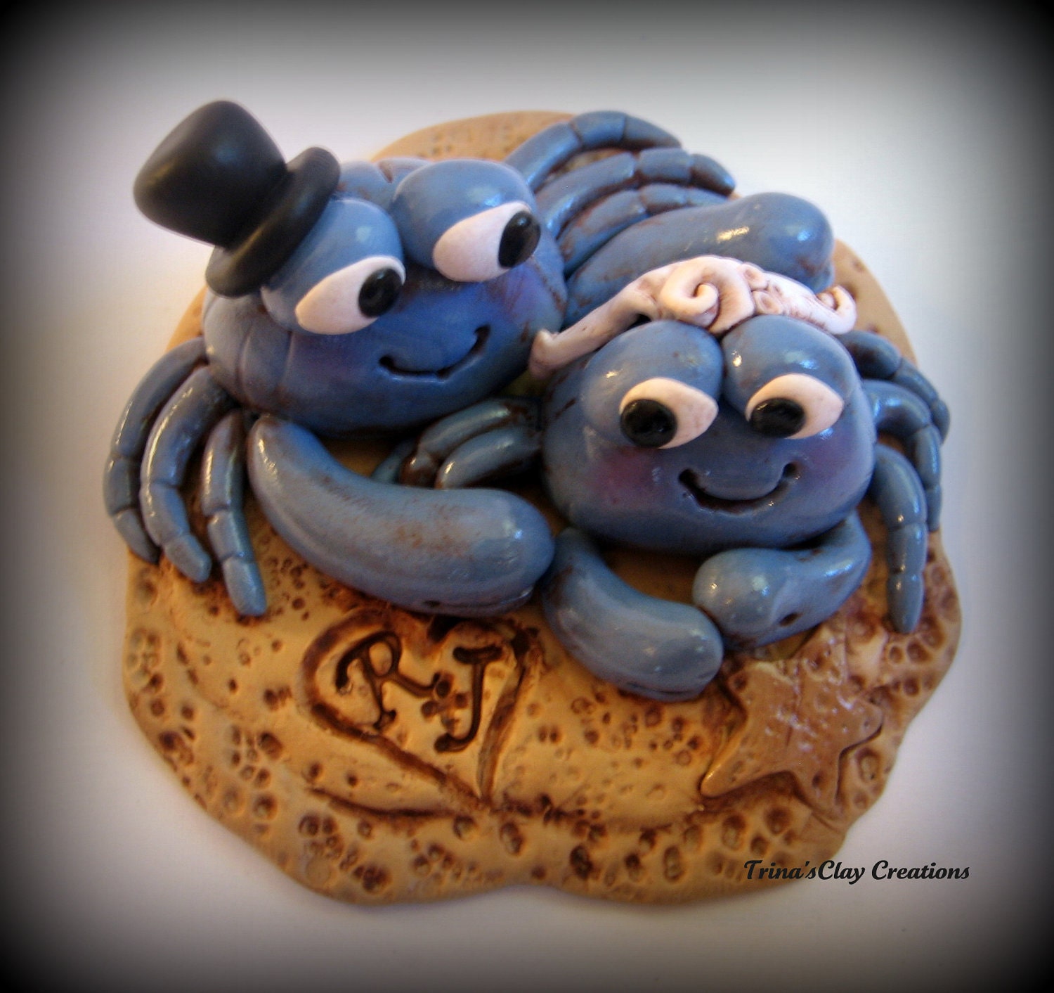 Wedding Cake Topper, Custom Blue Crabs in the Sand, Personalized Polymer Clay Wedding/Anniversary Keepsake, Sea, Ocean, Crabs - trinasclaycreations