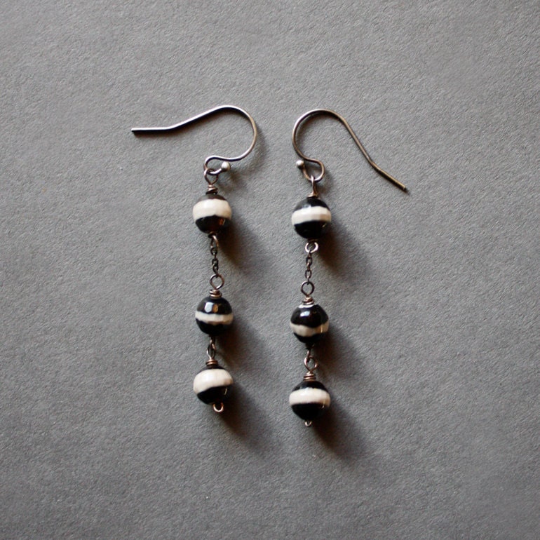 Zebra earrings - black, ivory