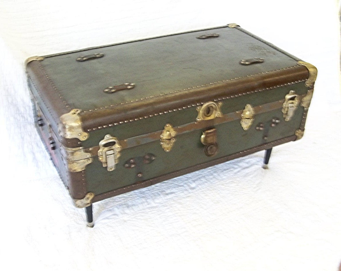 COFFEE TaBLE STEAMER TRUNK Vintage Wardrobe Suitcase Distressed Upcycled and ReNeWeD O C Phillips