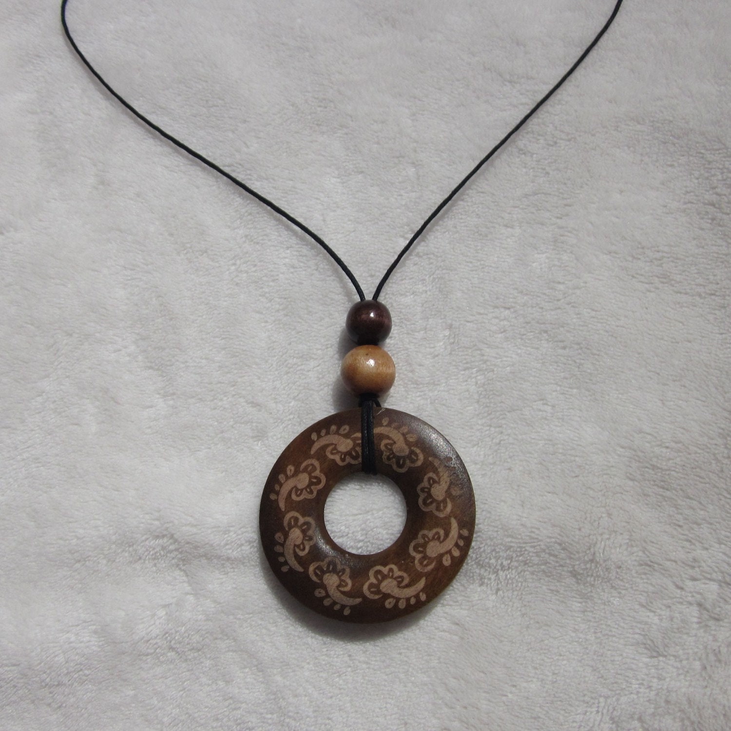 Wooden Reversible Teething or Nursing Necklace