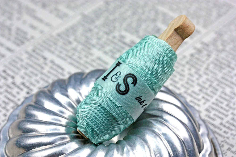 Vintage Style Seam Binding ribbon - Aqua Blue
