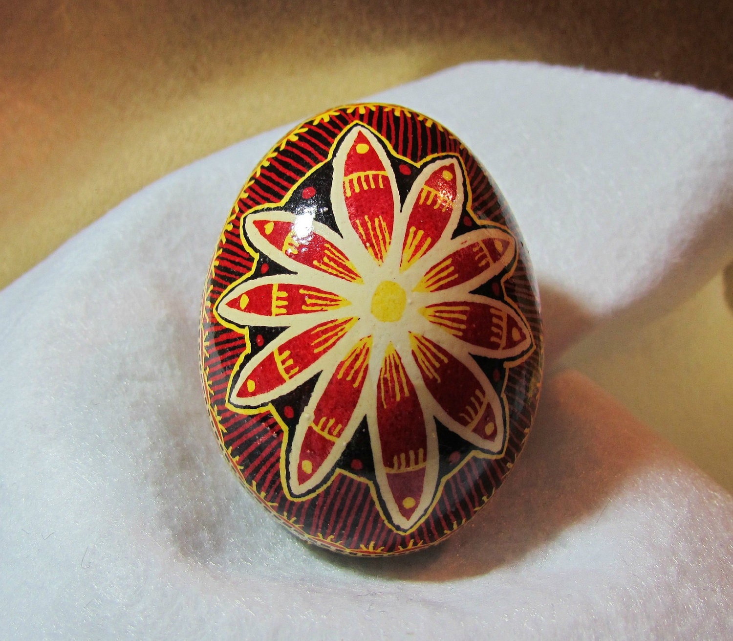 Egg, Pysanka, Ukrainian Easter Egg, Batik decorated chicken egg, Flower Power Ukrainian Dyed Chicken Egg
