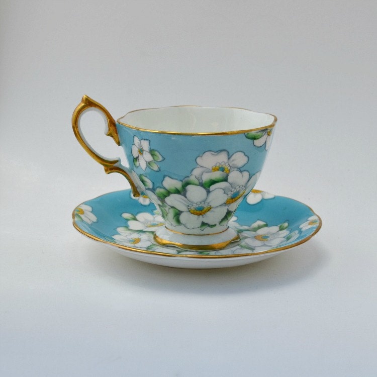 Tea cup and saucer England Royal Albert bone china