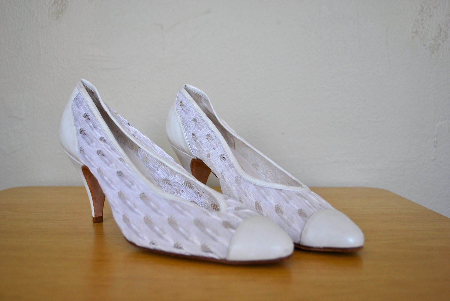Miss Maud Paris White Vintage Heels / Small Bridal Heels / Size 5.5 Women's White Lacy Heels / French Luxury Fashion Vintage Heels
