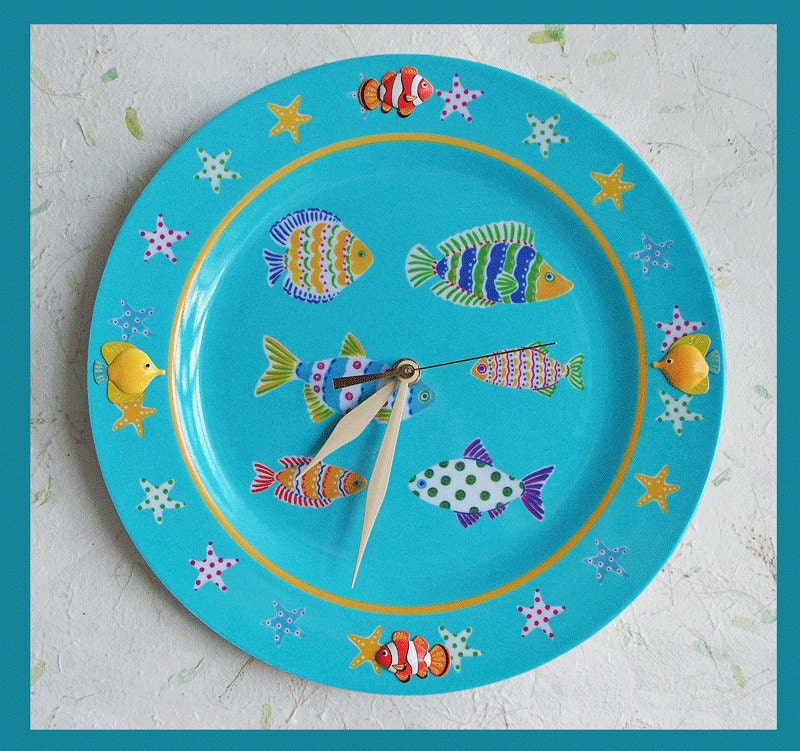 Plate Wall Clock Fish Pool Design