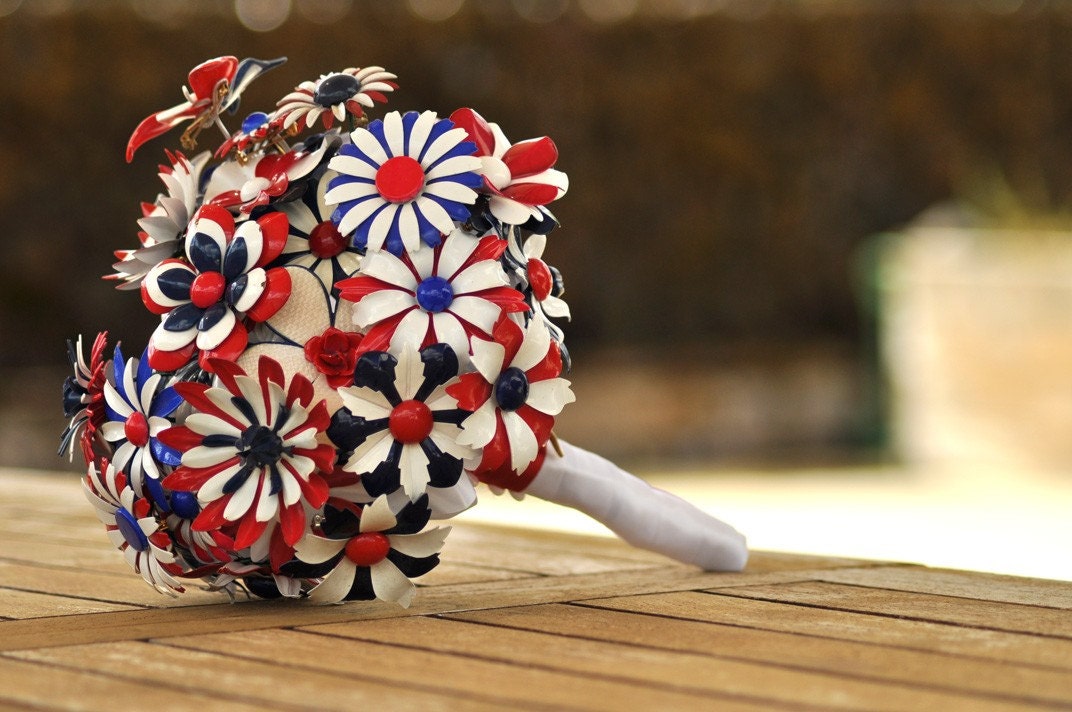 Brooch Bouquet - Patriotic Military 4th of July, Vintage Brooches in Red, White & Blue, wedding bouquet, bridal bouquet