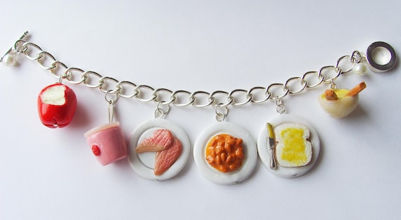 Doctor Who Eleventh Hour Food Bracelet - Fish Fingers & Custard