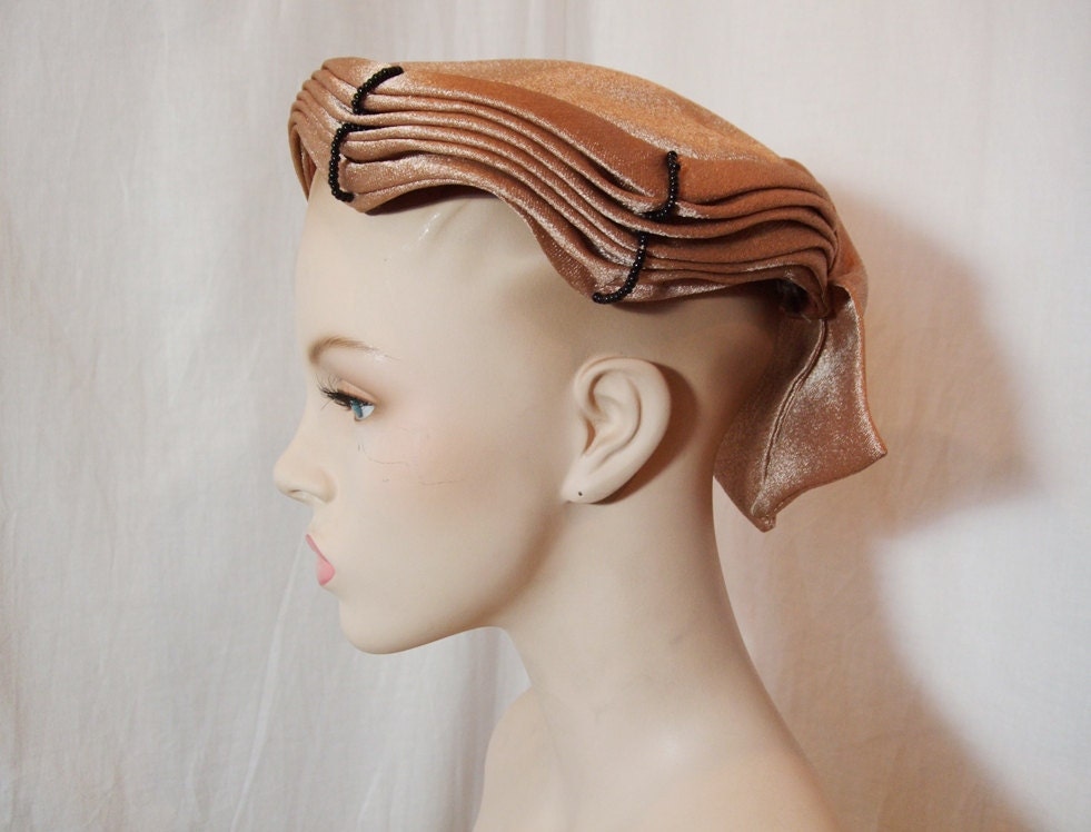 Delmore scalloped cocktail hat