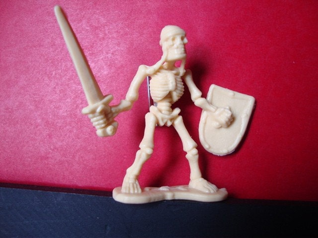 Sword Wielding Skeletal Guardsmen Brooch Pin - Skeleton warrior