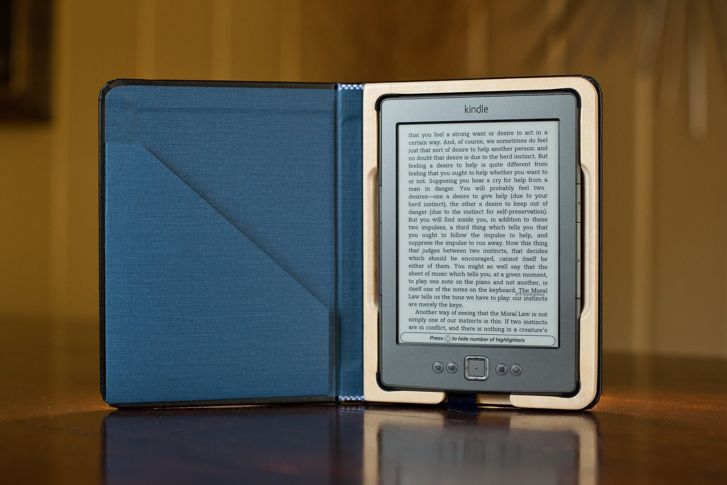 SALE - K4 Keeper for  Kindle 4 hard case Black/Camden Blue with Pocket Ships Priority Mail