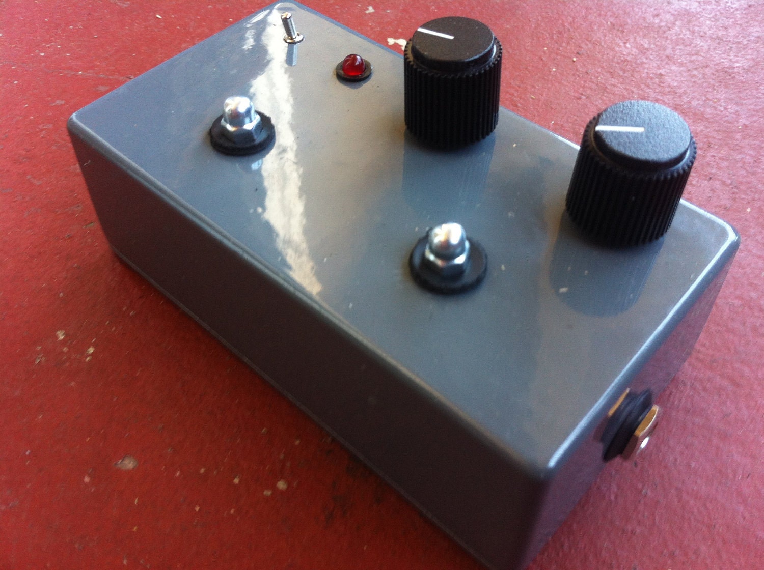 Human Resistance Synthesizer