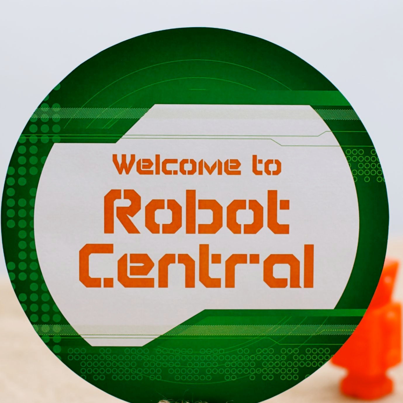 6 Inch Party Circle Decal from the DIY Printable Robot Collection by Spaceships and Laser Beams Il_570xn