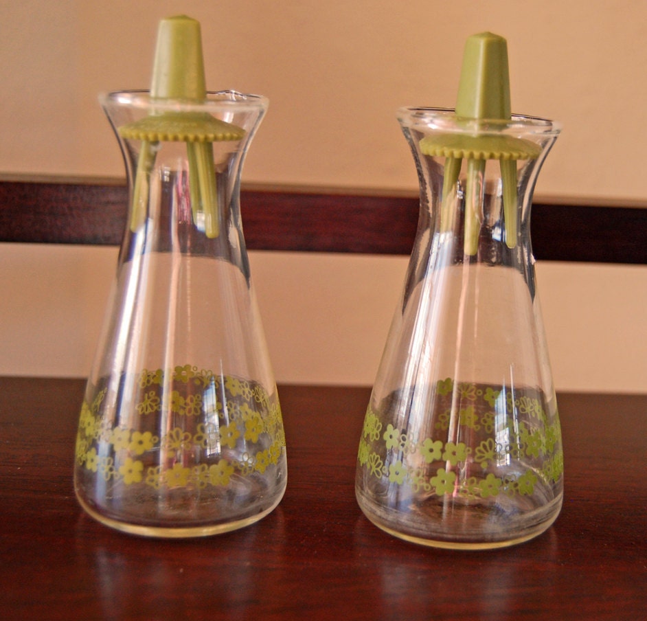 Crazy Daisy Salt and Pepper Shakers