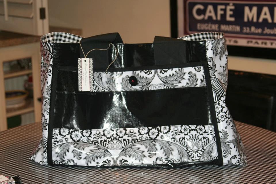 Ultimate Beach Bag Basic Black and White  Fully Lined