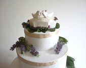 Ready to Ship - Wedding Cake Topper - Bride and Groom Love Birds - Personalized Banner - Handmade by oenopia