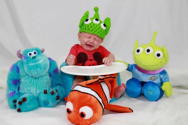 Newborn Baby PHOTO Prop - ALIEN Monster Hat and Cape - Newborn 0-3 Months - Reborn Doll - Made to Order