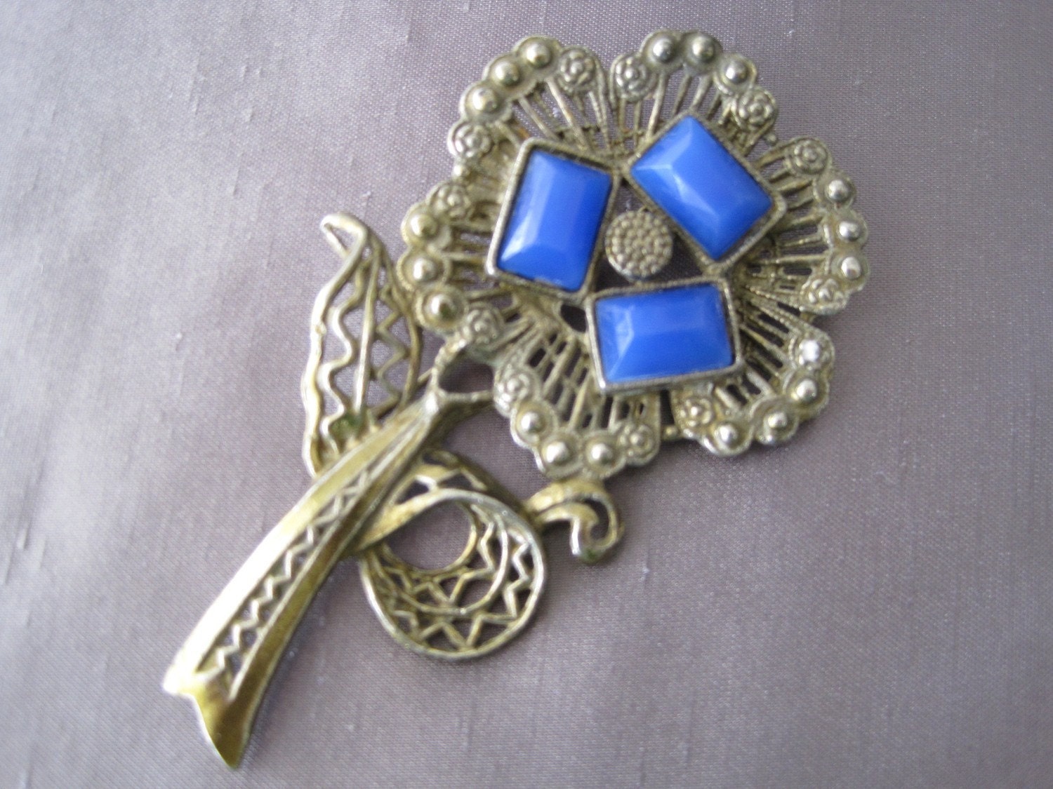 SALE - Vintage Blue Opaque Stone Flower Brooch