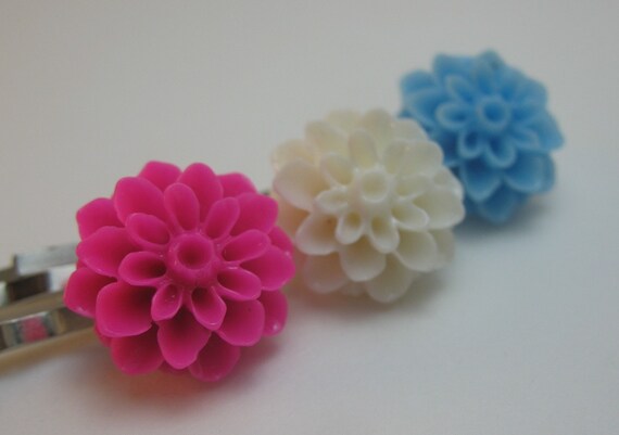 Vintage Inspired Lucite Flower Bobby Pins - set of 3