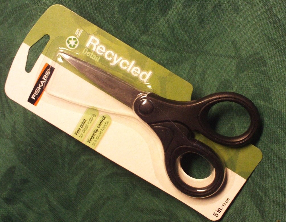 Recycled Fiskars 5-inch (12cm) detail scissors