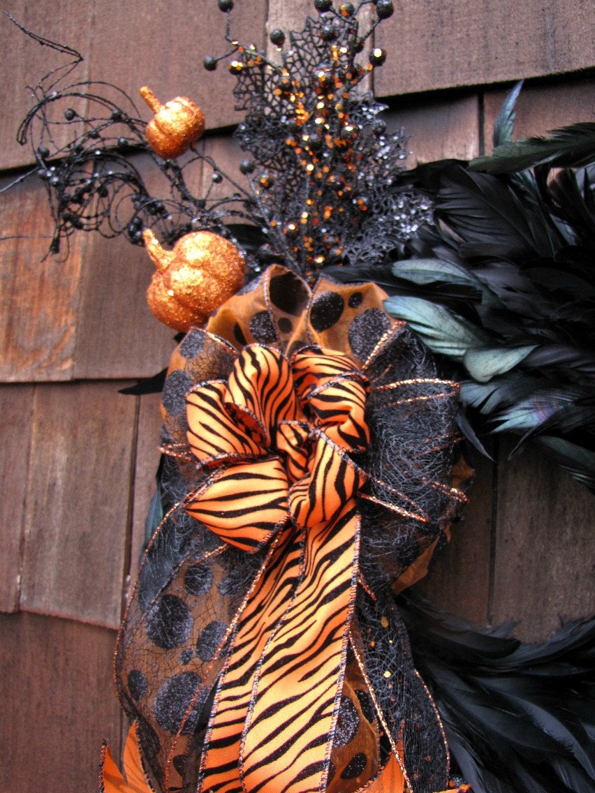 Halloween Wreath - Opulent Halloween Feather Wreath