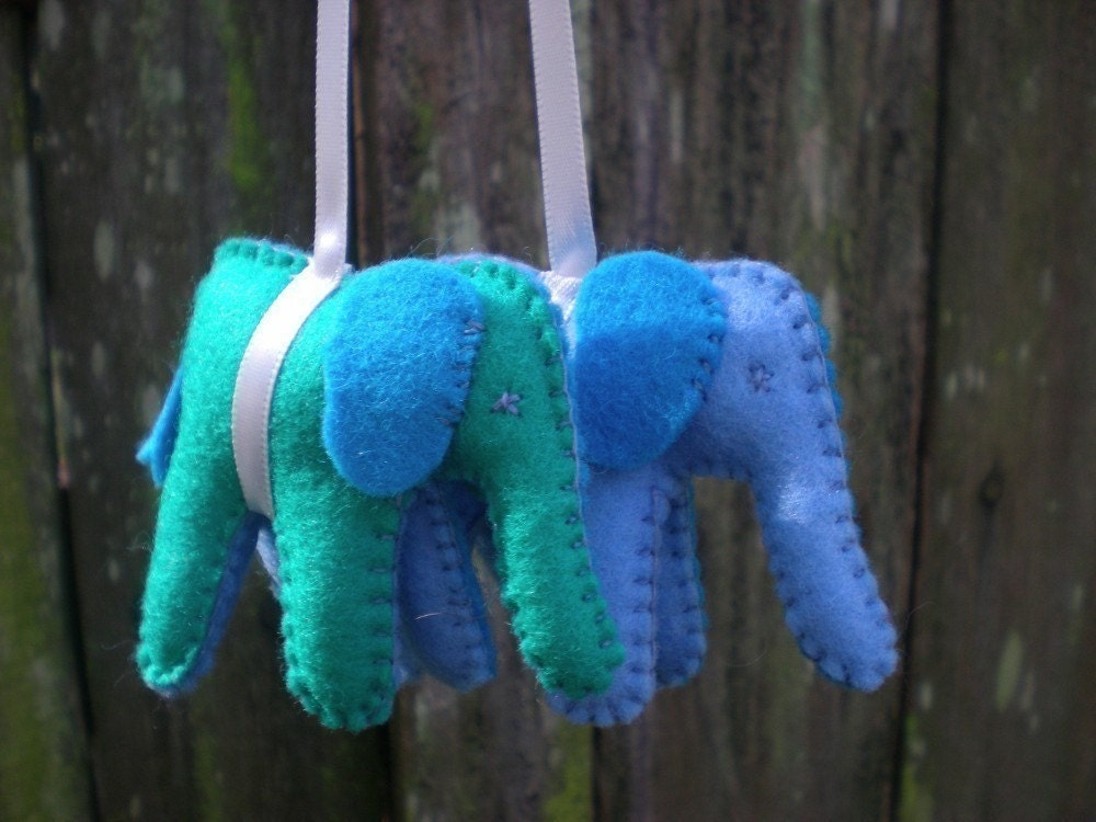 Tiny Elephant pdf sewing pattern