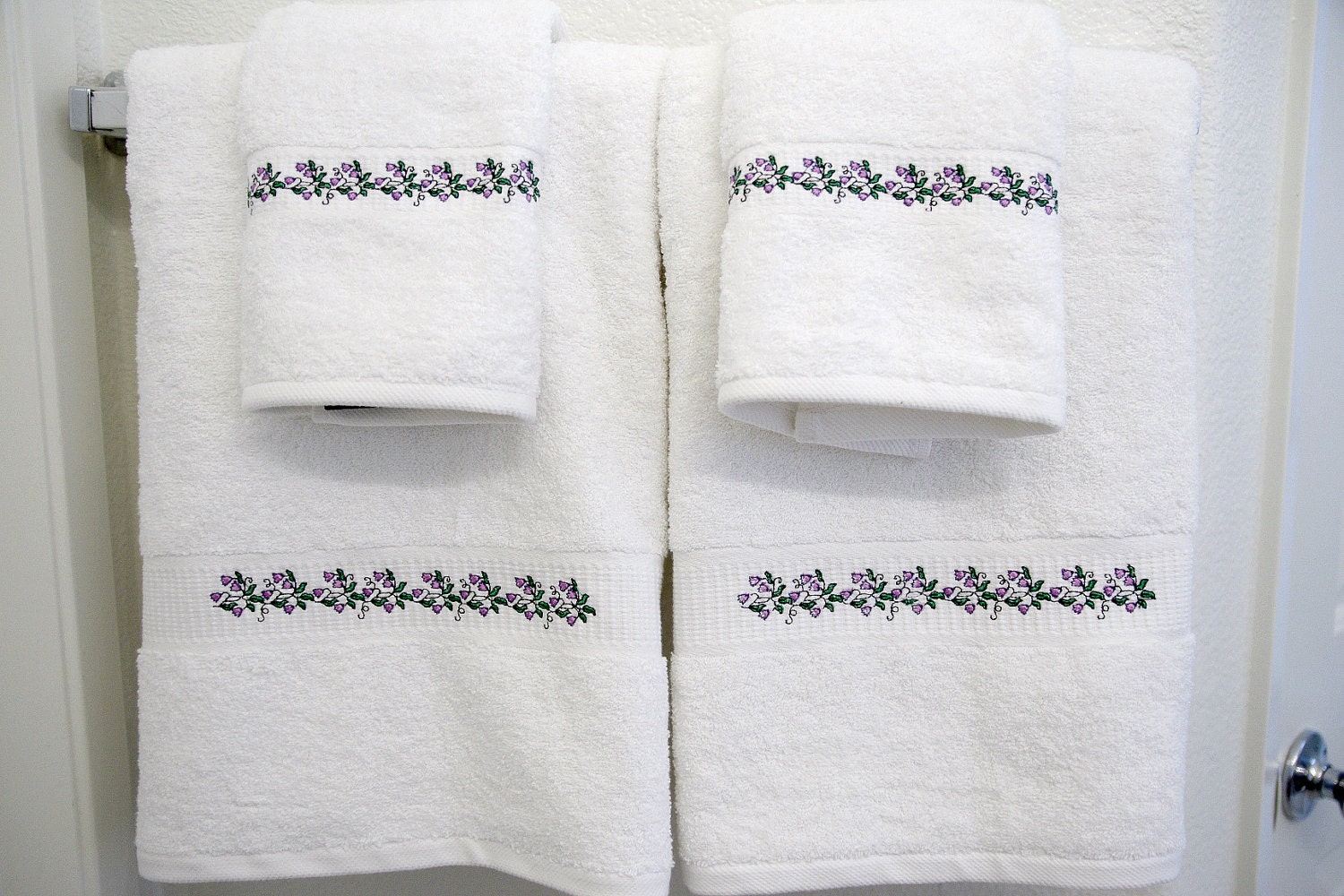 Embroidered Towels set of 4