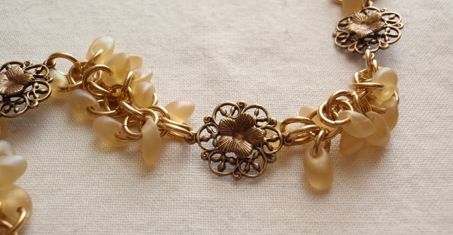 Shaggy Loops Bracelet Gold Yellow Brass Flowers Chain Maille