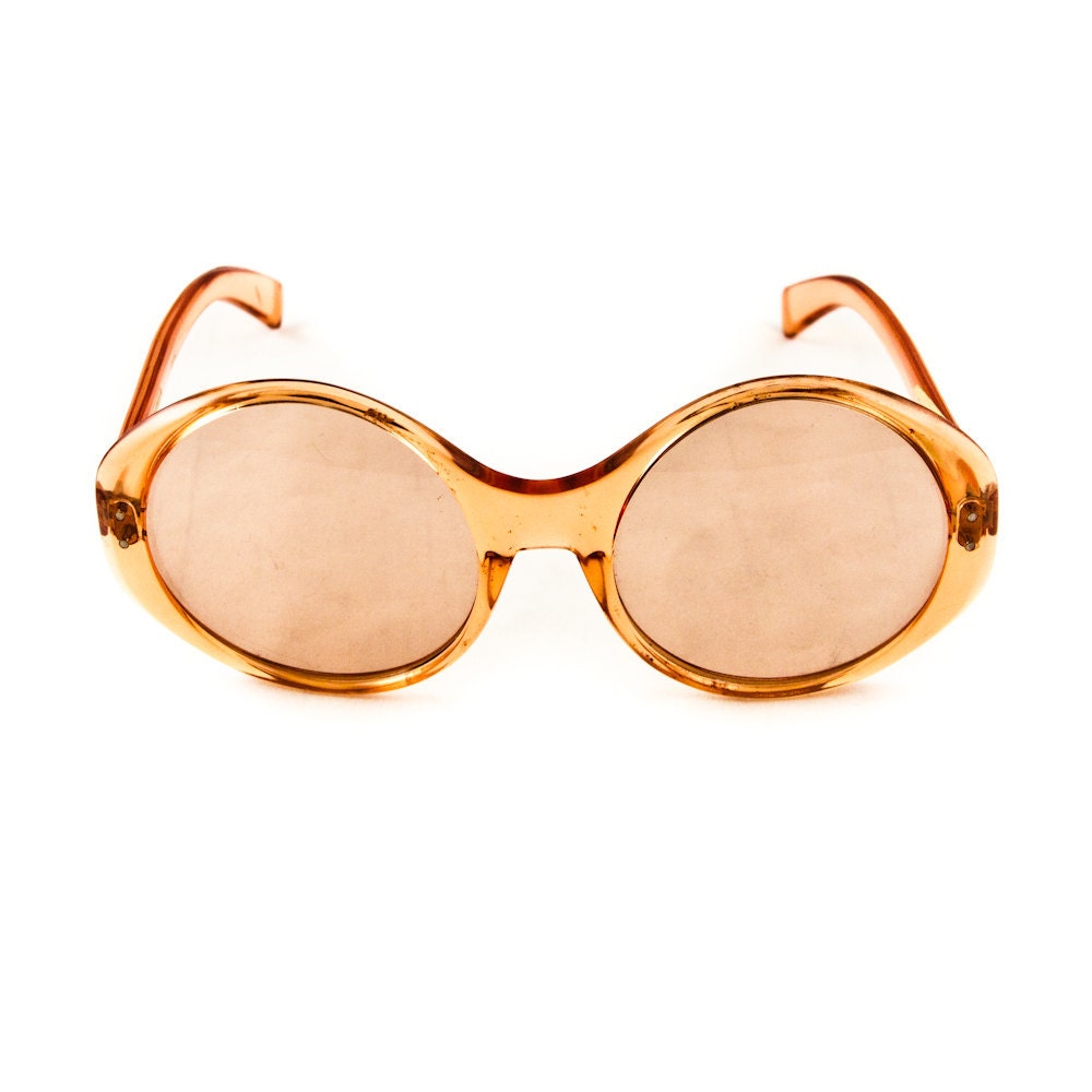 Big Round Vintage Sunglasses 1960's Retro Fashion