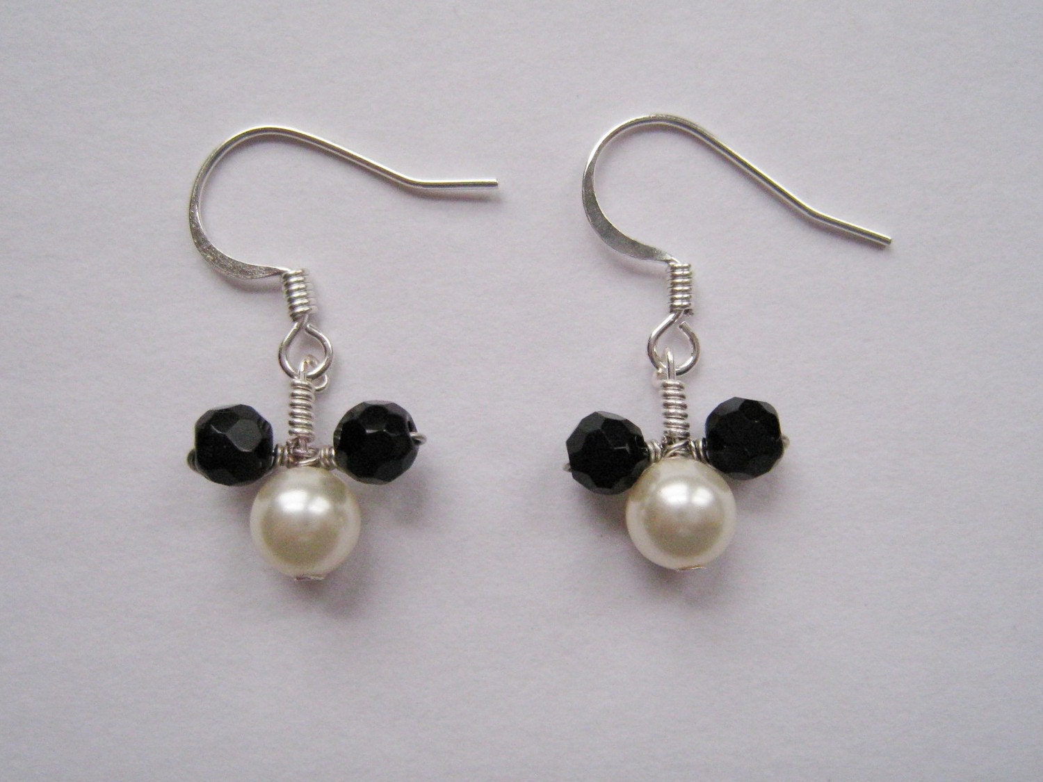 DISNEY - Mickey Mouse Themed Beaded Earrings