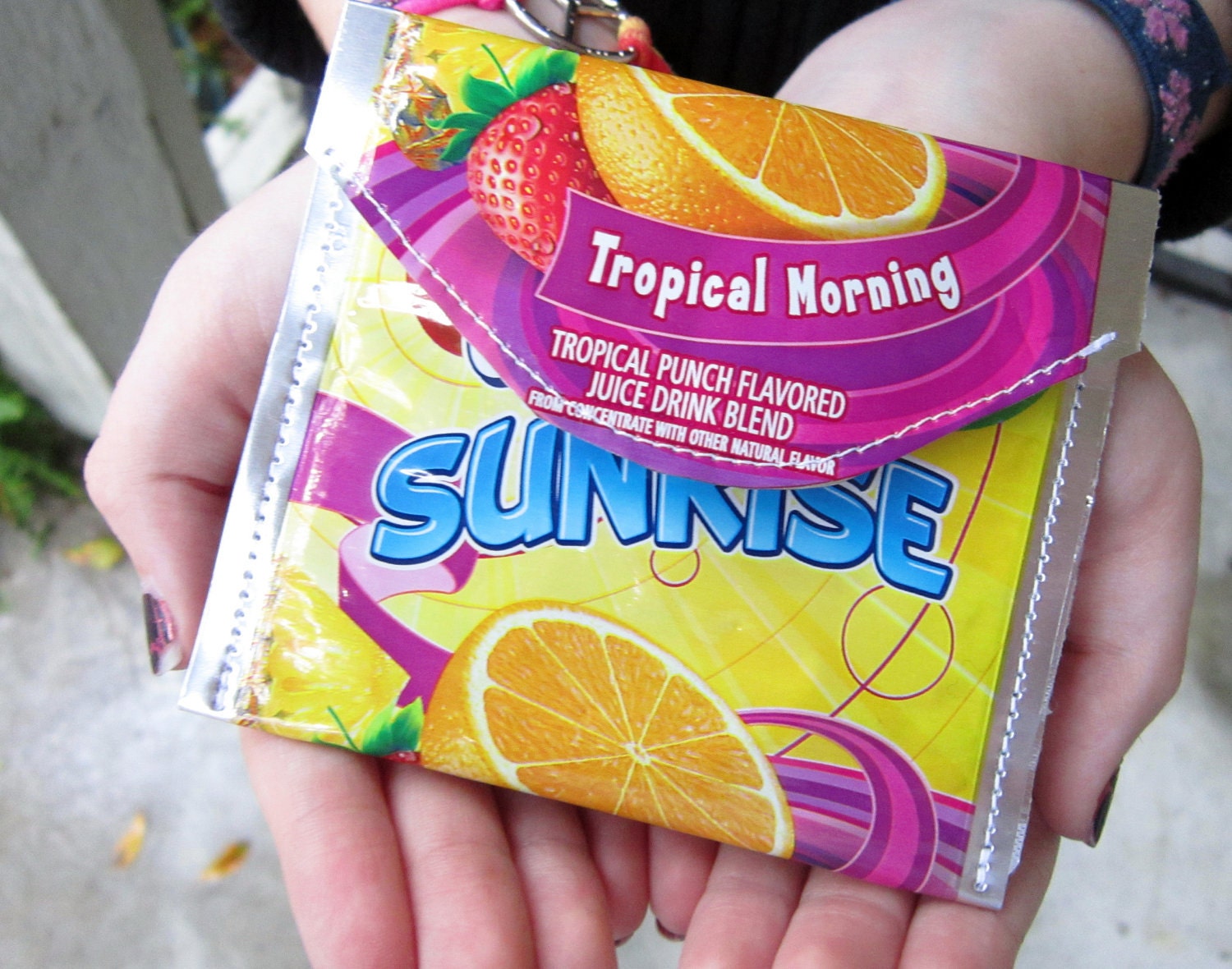 Juice Pouch Wallet - Capri Sun - Eco friendly - Tween Il_570xn