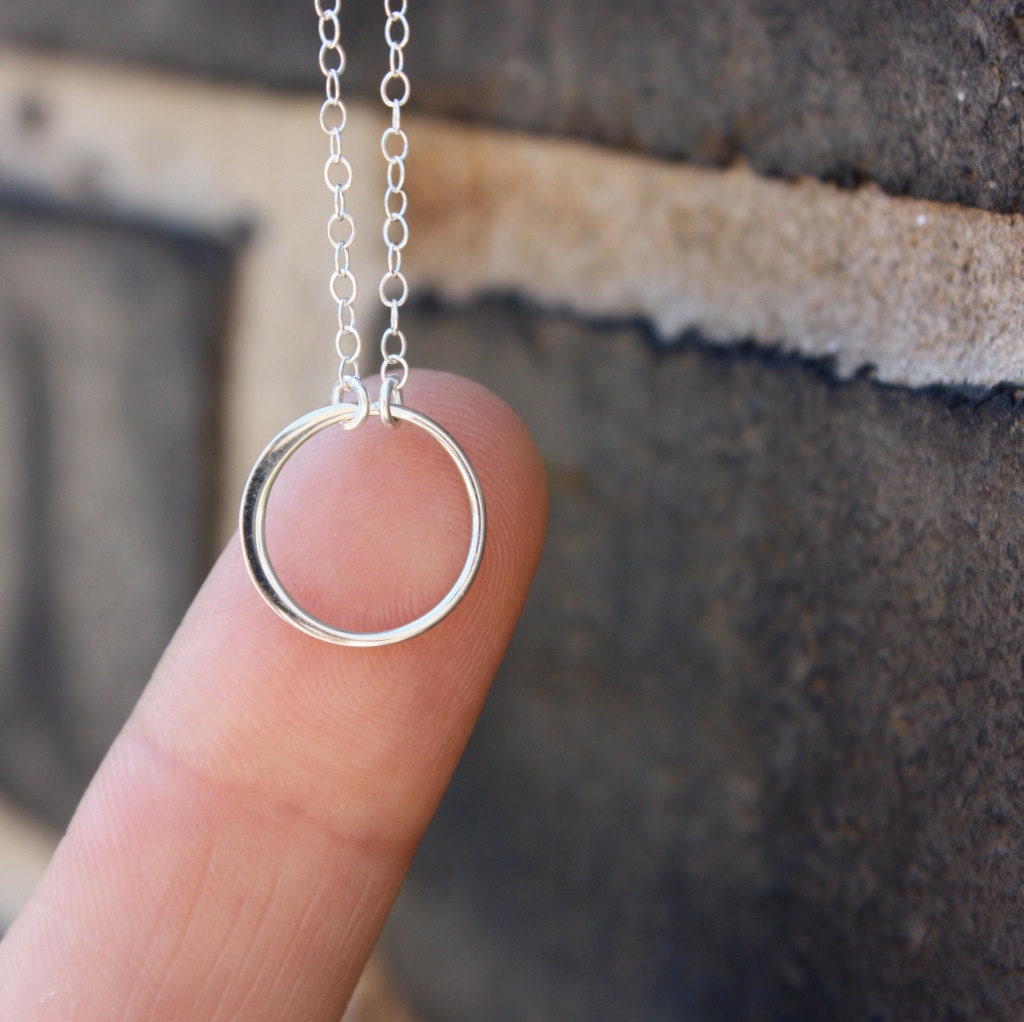 Silver Circle Necklace - Sterling Silver Circle . Karma . Dainty & Delicate . Feminine