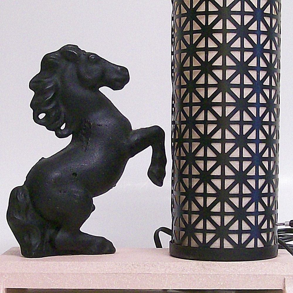 Vintage TV/Accent Lamp Pink and Black with Horse