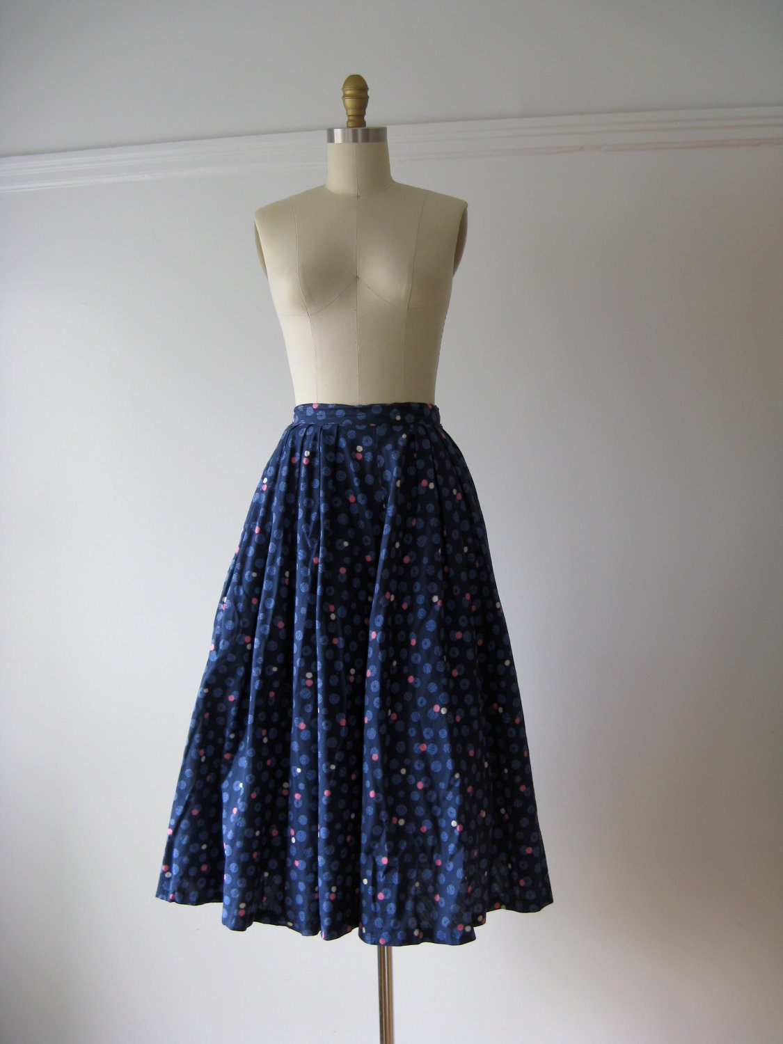 vintage 1950s full skirt // Atomic Blueberry