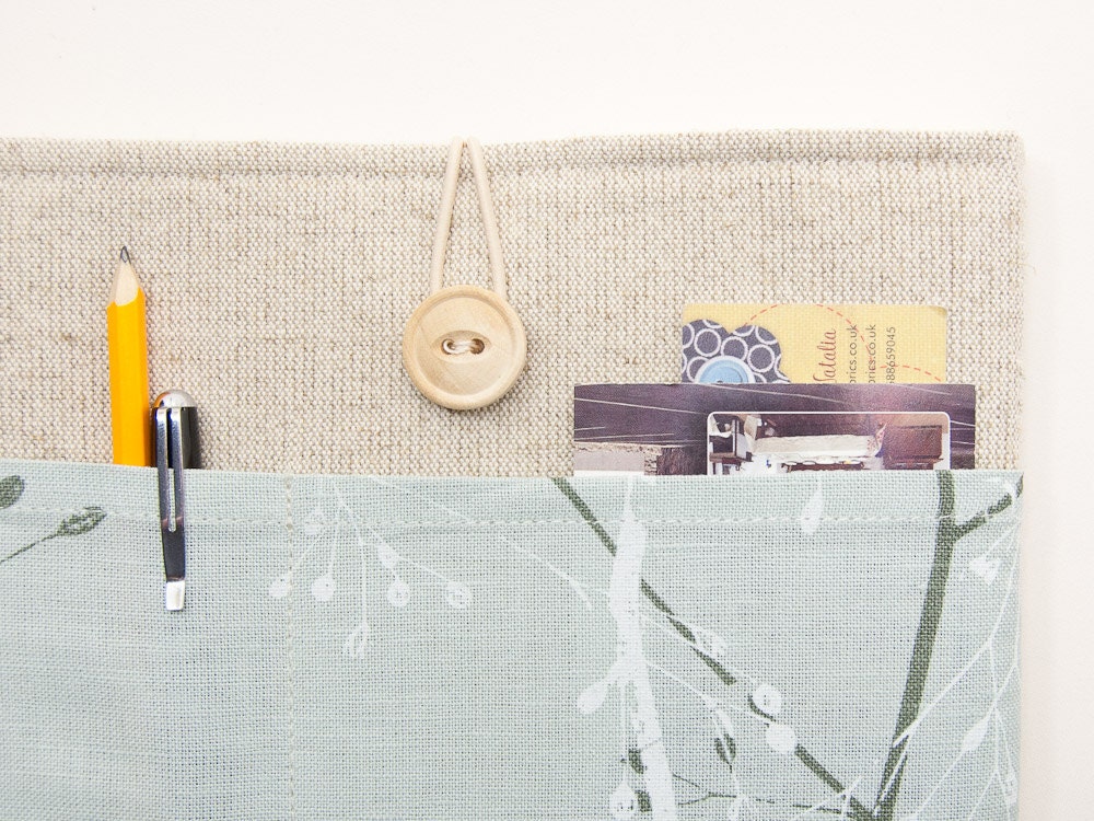 Ipad Case. Ipad bag. Ipad sleeve. Ipad cover with pocket and button closure. Ipad 2 case padded. Custom order available.