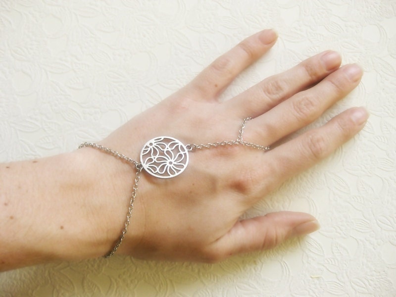 Silver Daisies Slave Bracelet