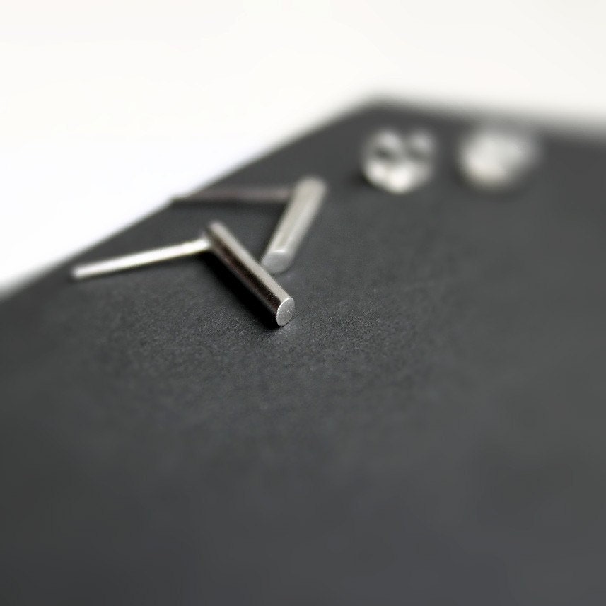 Line . sterling silver bar stud earrings