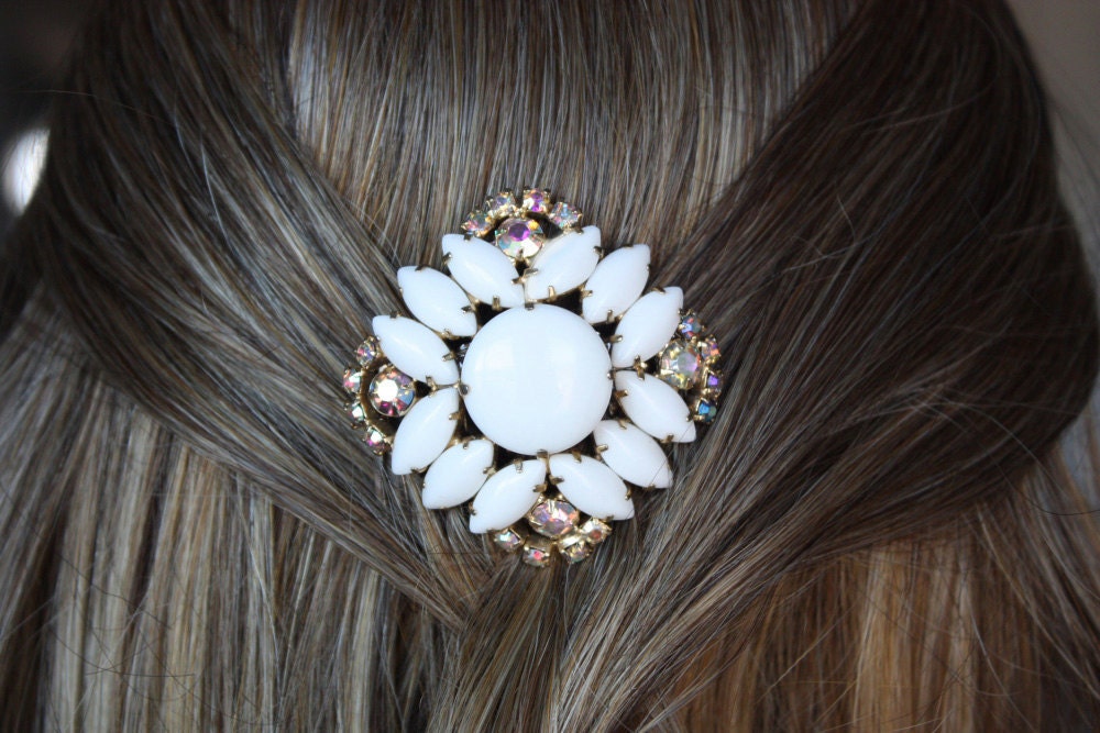 Wedding Hair Accessories,White Hair Combs,Bridal Hair Combs,Wedding Hair Combs,White Wedding, Vintage Hair Comb, Bridal Hair Accessories