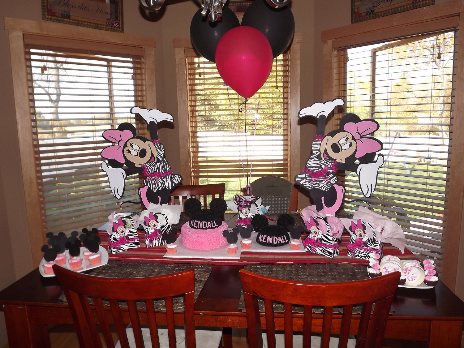 Minnie Mouse Centerpiece
