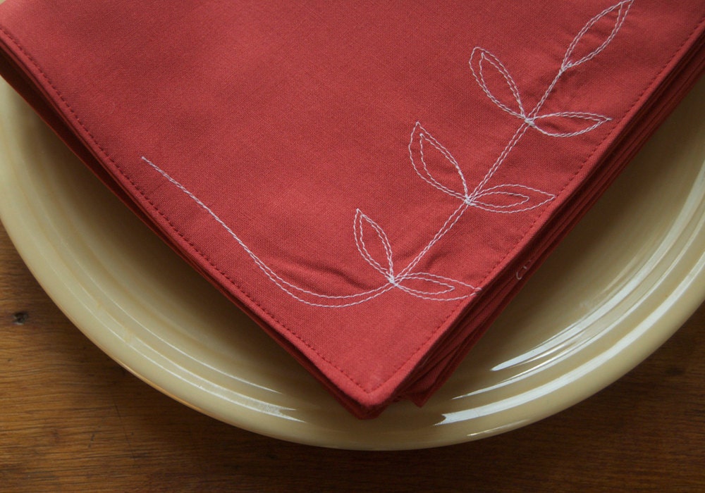 Stitched Vine Set of 4 Cloth Dinner Napkins Choose your Color Made to Order