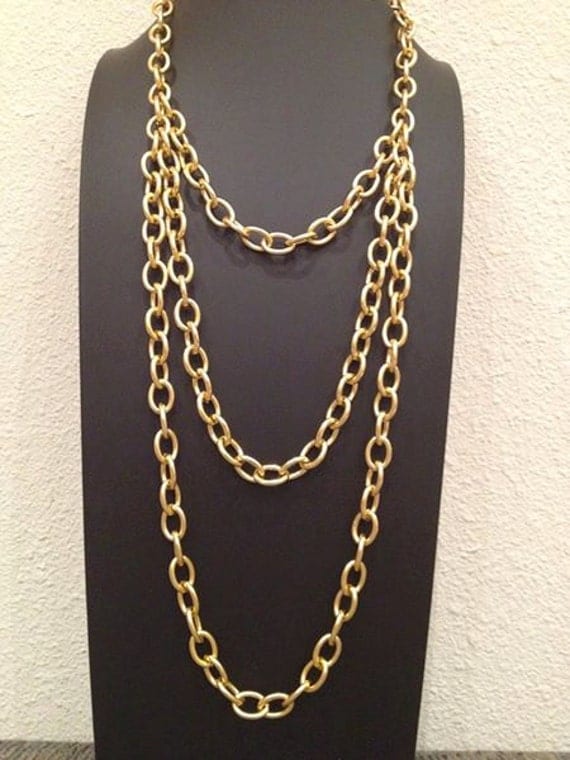 Bella, Long Chunky Gold Triple Chain