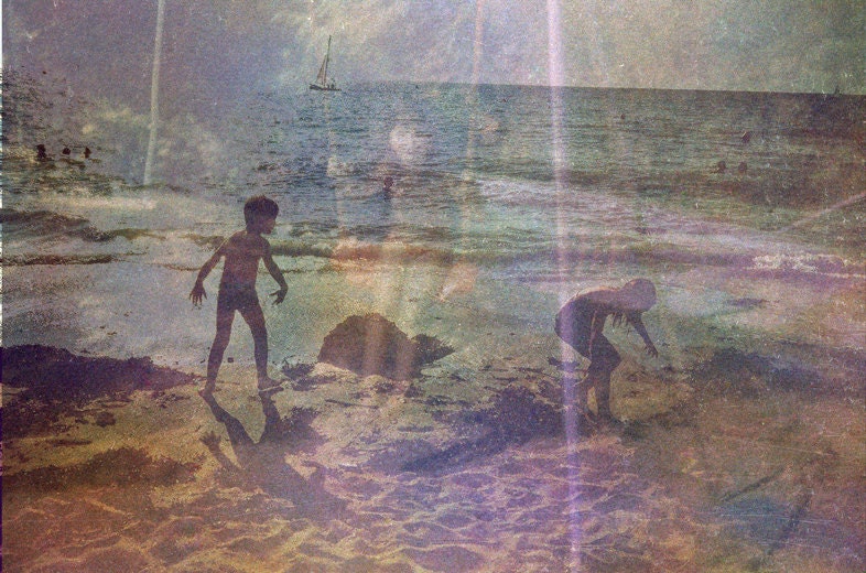 Lonely days and the sea