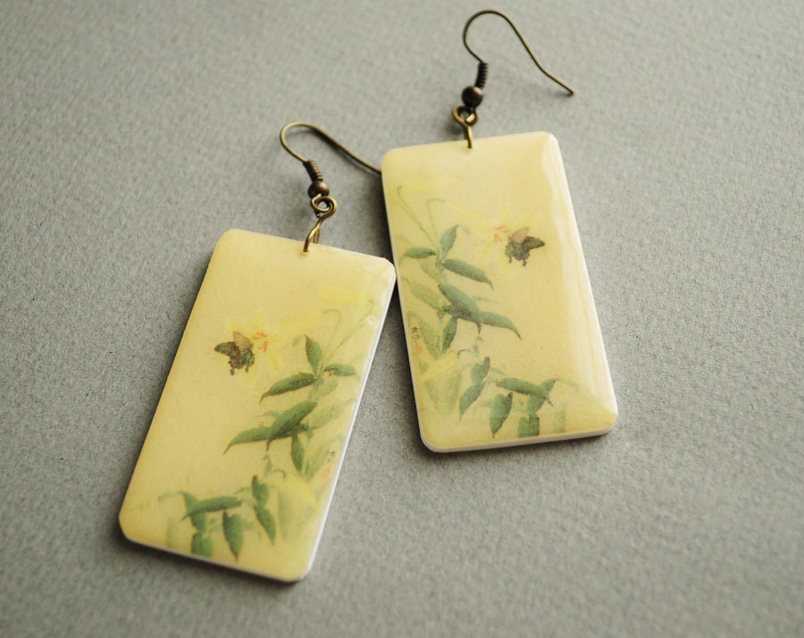 Butterfly earrings from polymer clay - ivory earrings, gift idea for her girl, Japanese painting, beige, gray, green herb - ready to ship