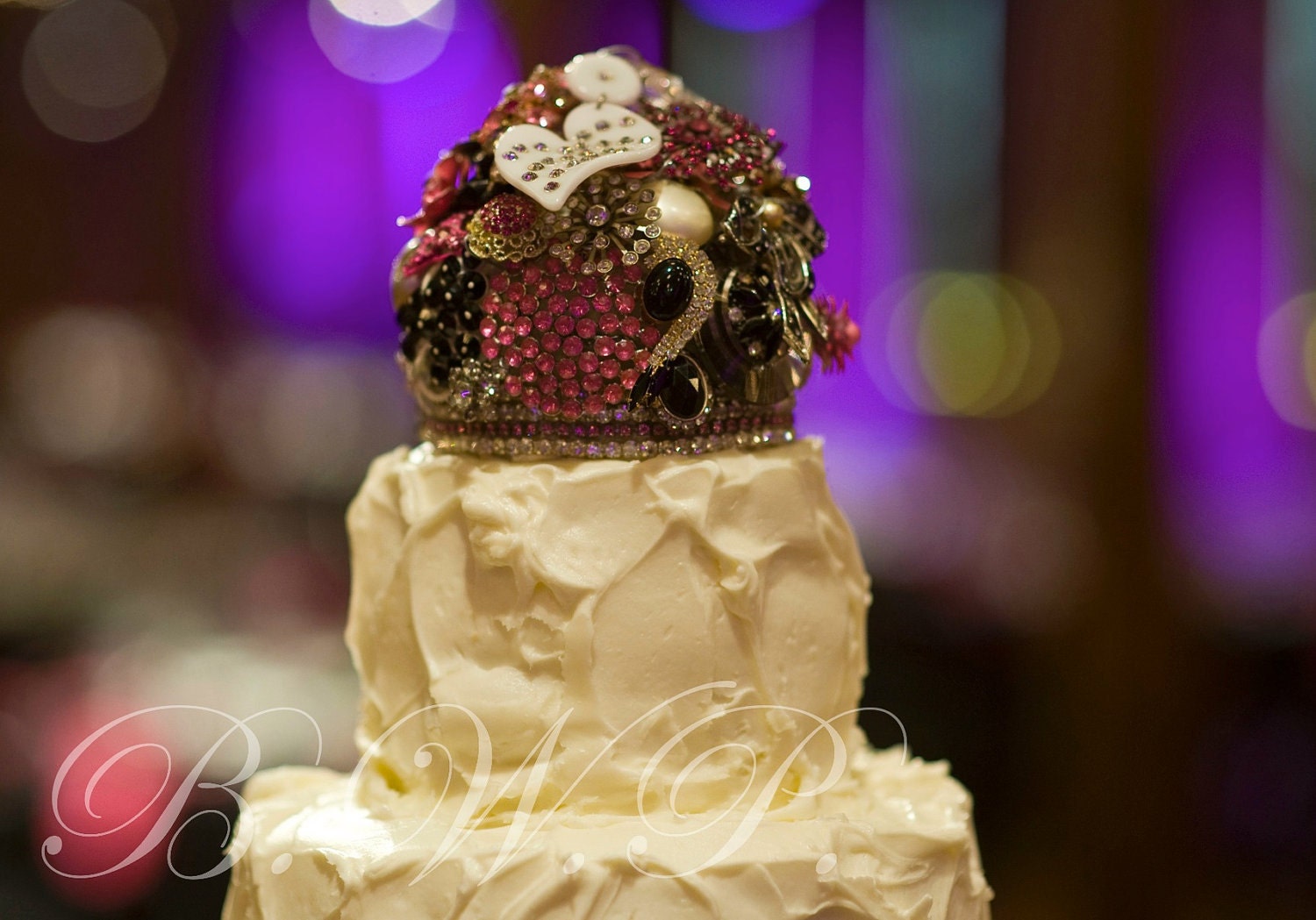 Vintage Brooch Cake Topper