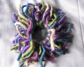 Sea anemone scrunchie green, purple, brown