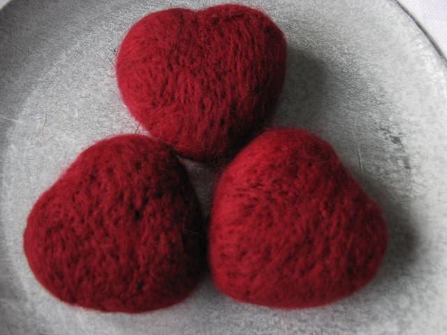 Felted hearts cherry red set of 3
