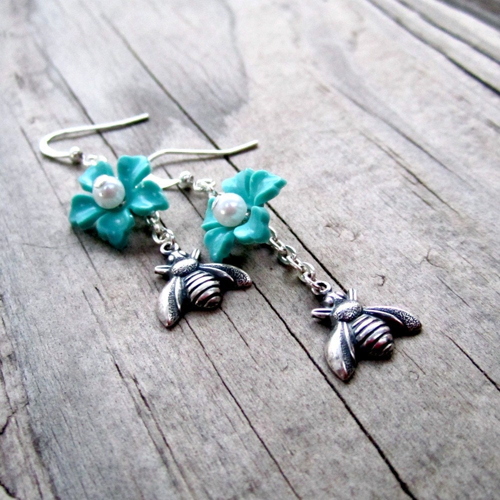 Reserved listing for db007:  Turquoise Earrings Silver Jewelry Flower Jewellery Honey Bee Pearl